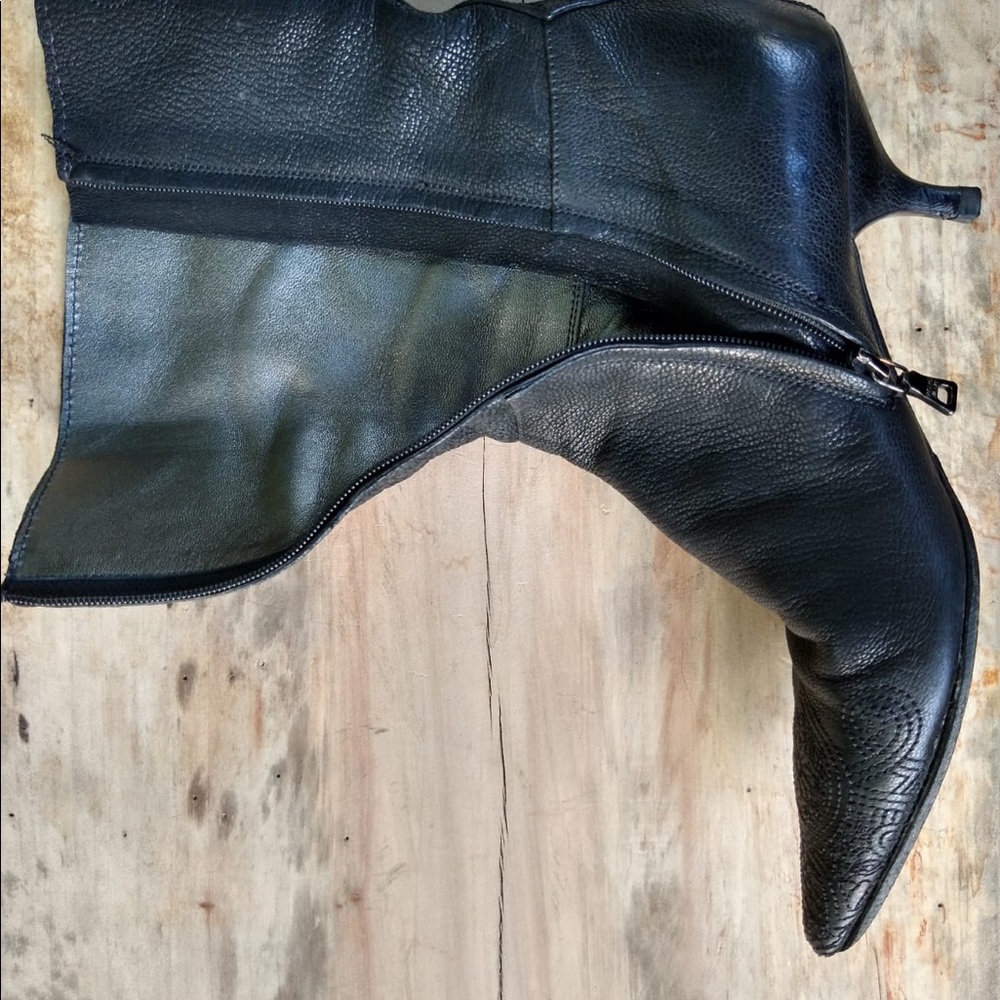 Authentic Vintage Prada Boots - Picture 3 of 9